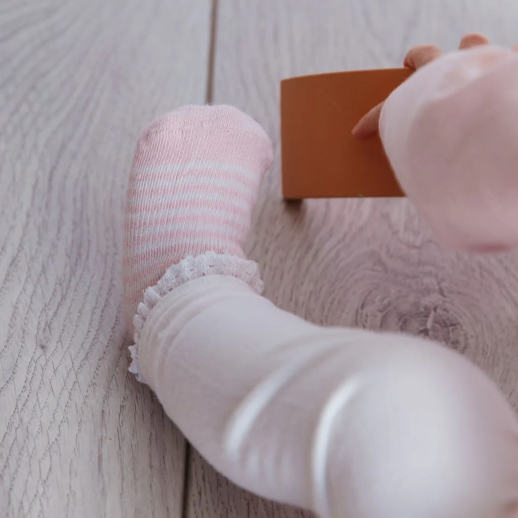 Baby Socks That Don’t Fall Off: The Definitive Guide