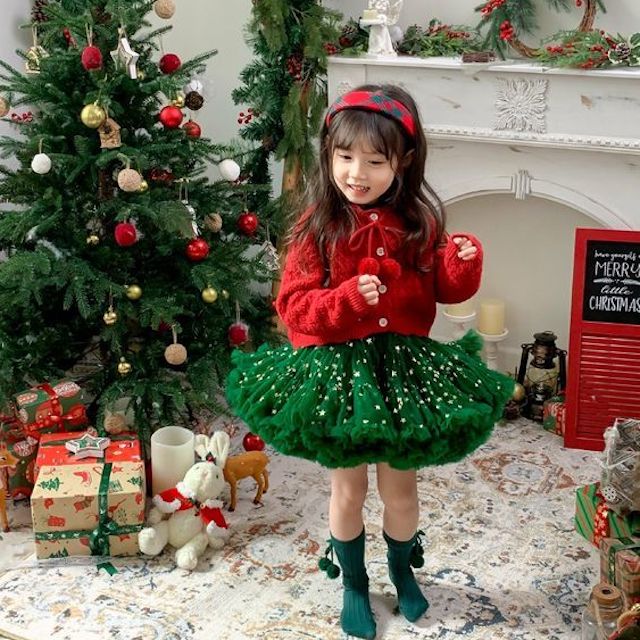 A Magical Wardrobe: Discover the Christmas Clothes for Babies