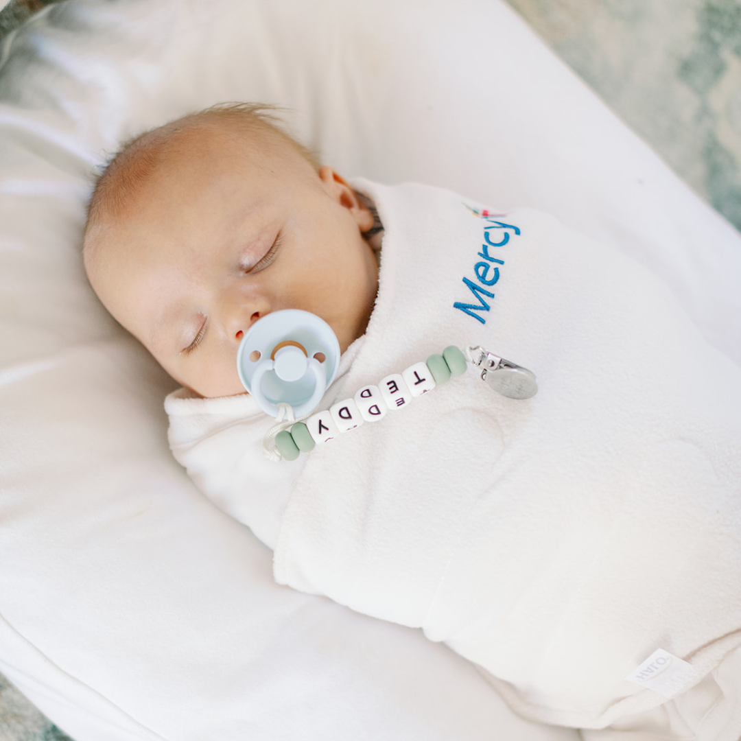 Selecting the Best Pacifiers for Breastfed Babies